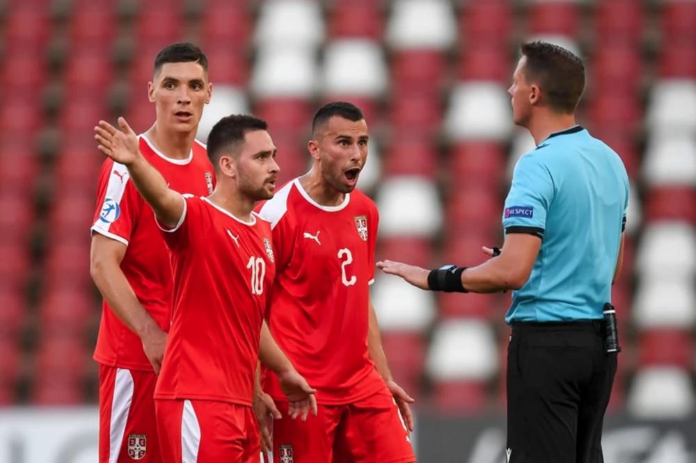 ОРЛИЋИ ДЕСЕТКОВАНИ ПРОТИВ ДАНАЦА: Ђоровић без скоро комплетне одбране брани част Србије на Европском првенству